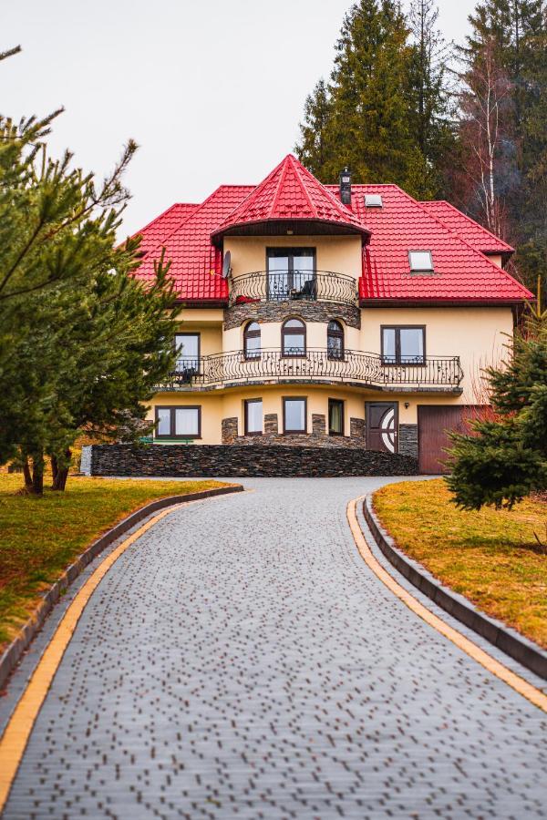 Hotel Dom Na Turystycznej Pyzowka Exterior foto